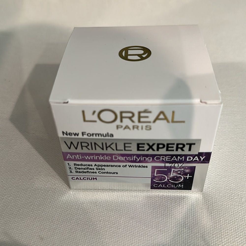 L’Oreal Paris New Formal Wrinkle Expert Anti-Wrinkle Densifying Day Cream.